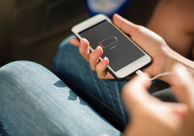 【2018年】おすすめモバイルバッテリーAnker PowerCore Lite 10000のご紹介